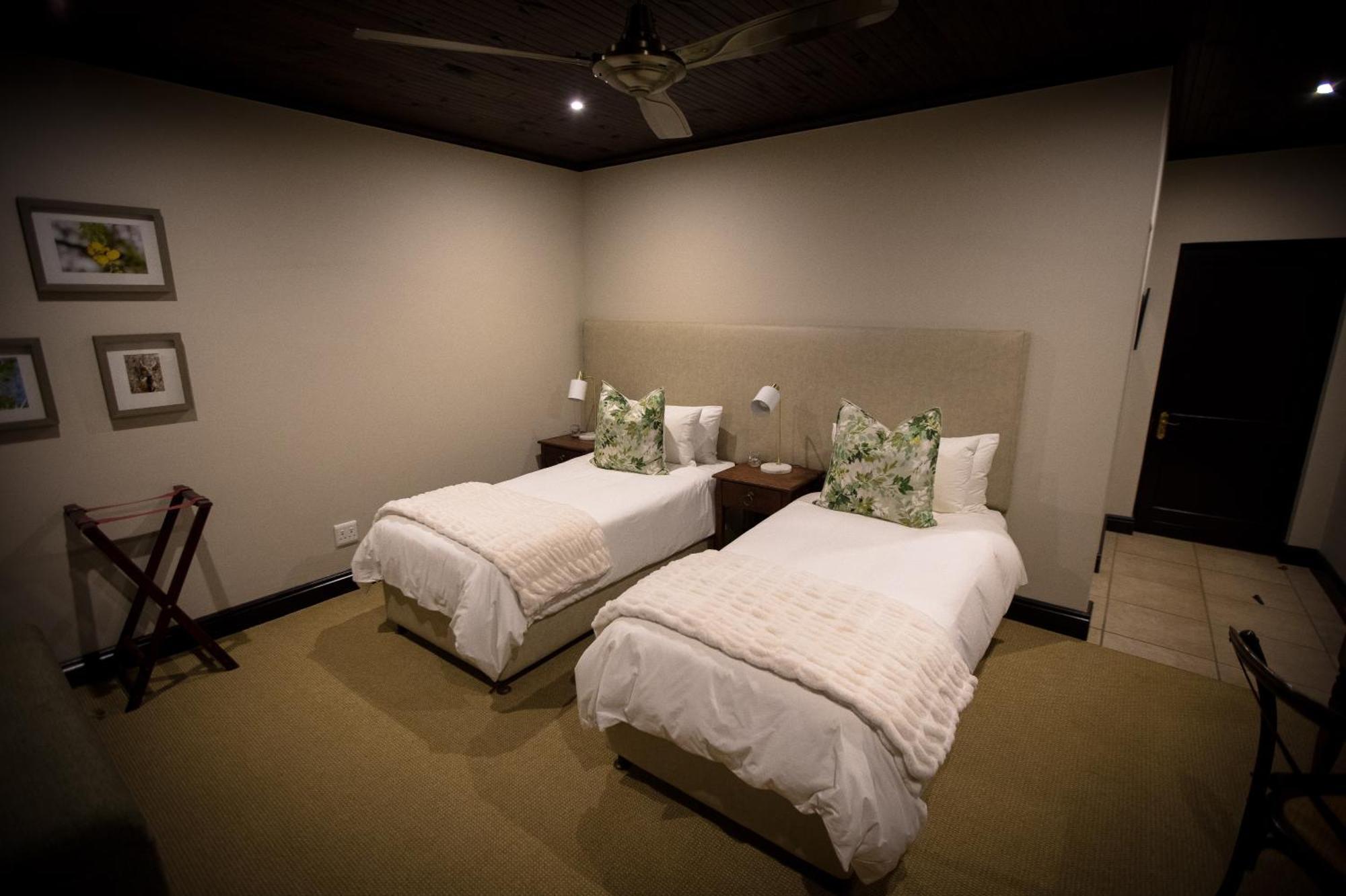 Swartberg Private Game Lodge Oudtshoorn Exterior foto